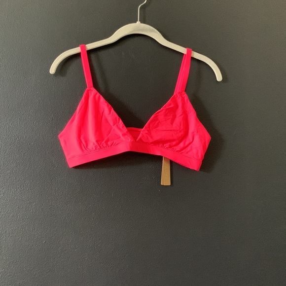 SKIMS Fits Everybody Triangle Bralette - Picture 4 of 5